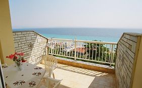 Nikos Rooms Kallithea
